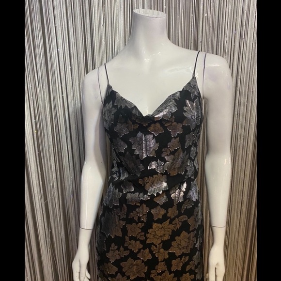 🔻SALE🔻CLUB MONACO🔹NEW (NWOT) • SILK - Picture 2 of 12